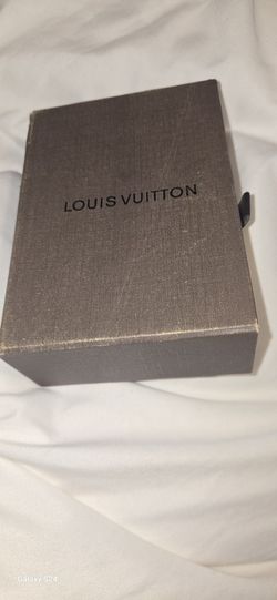 Small Louis Vuitton Box With Envelope