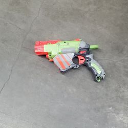 NERF Vortex Proton Disc Shooter Blaster Quickfire 2010.

SHIPPING OR LOCAL PICKUP AVAILABLE (LYNNWOOD HWY 99)