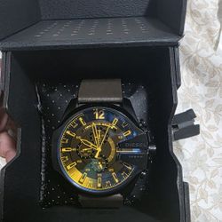 Diesel Mega Chief Men's Chronograph Watch - Black & Gold - Leather - DZ1656 / DZ4318 Style - With Box