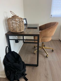 Desk + Chair