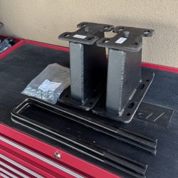 07-17 Chevy Silverado 8” Superlift Blocks