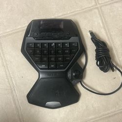 Logitech G13 Advanced Programmable Gameboard with LCD Display Black Y-U0002 EUC