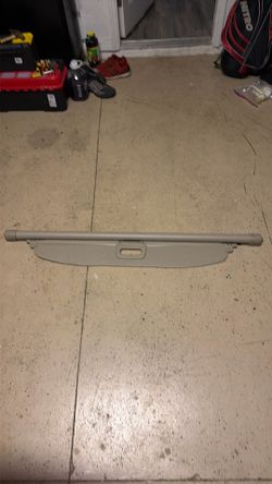 Jeep Grand Cherokee compartment cover