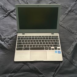Samsung Chromebook 4 (2021) – 11.6” Laptop – Good Condition