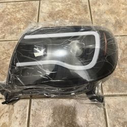 Toyota Tacoma Headlights 