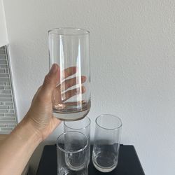 Set of 4 tall glass