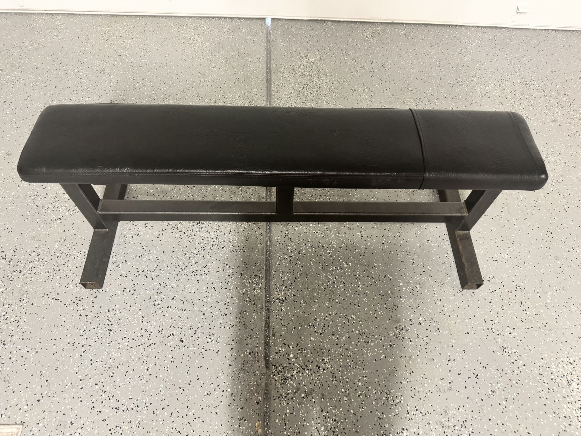 Flat Weight Bench