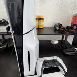 PlayStation 5 (Disc Edition) 