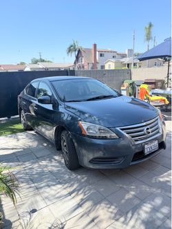 Nissan sentra