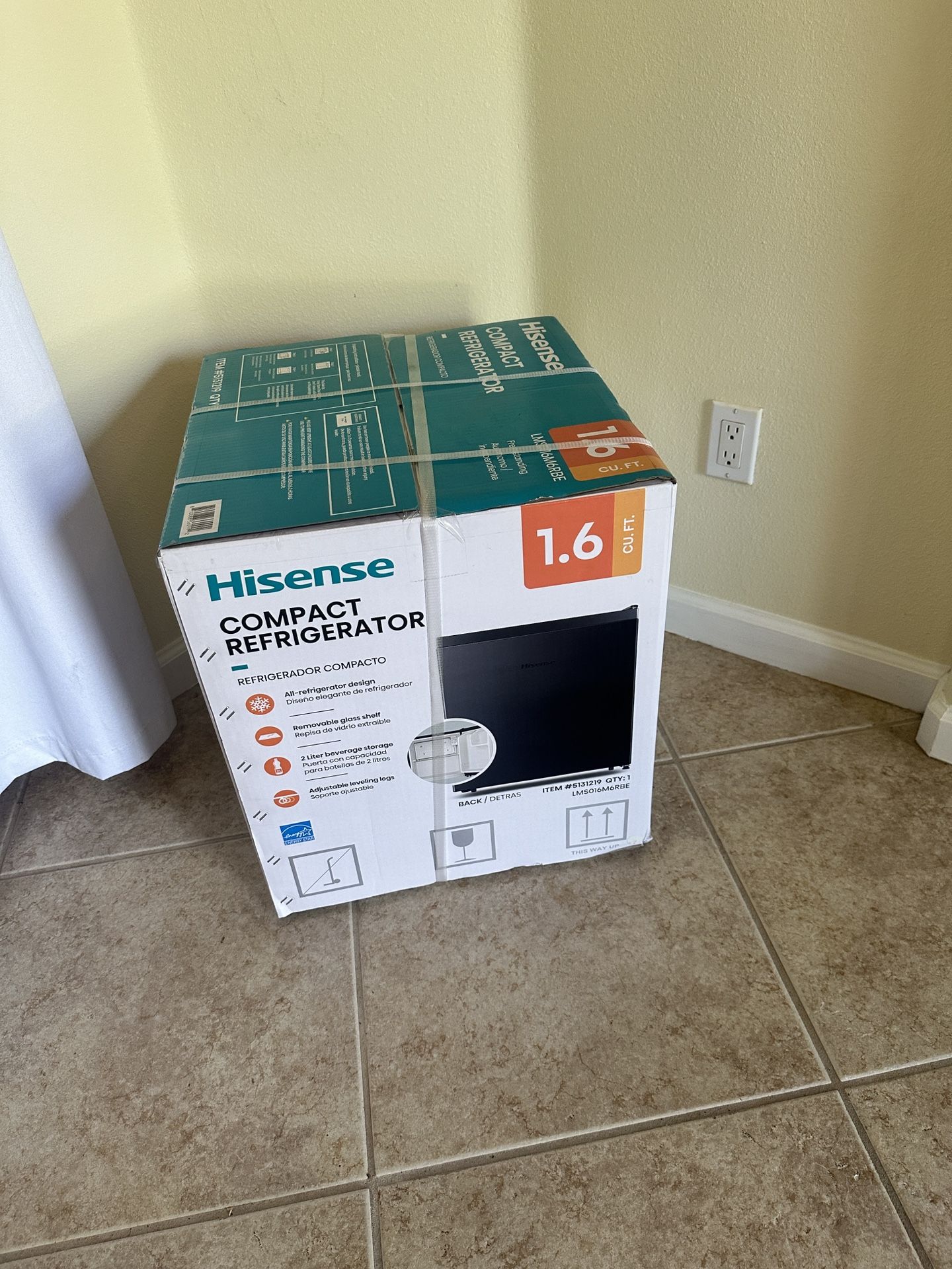 New Mini Fridge