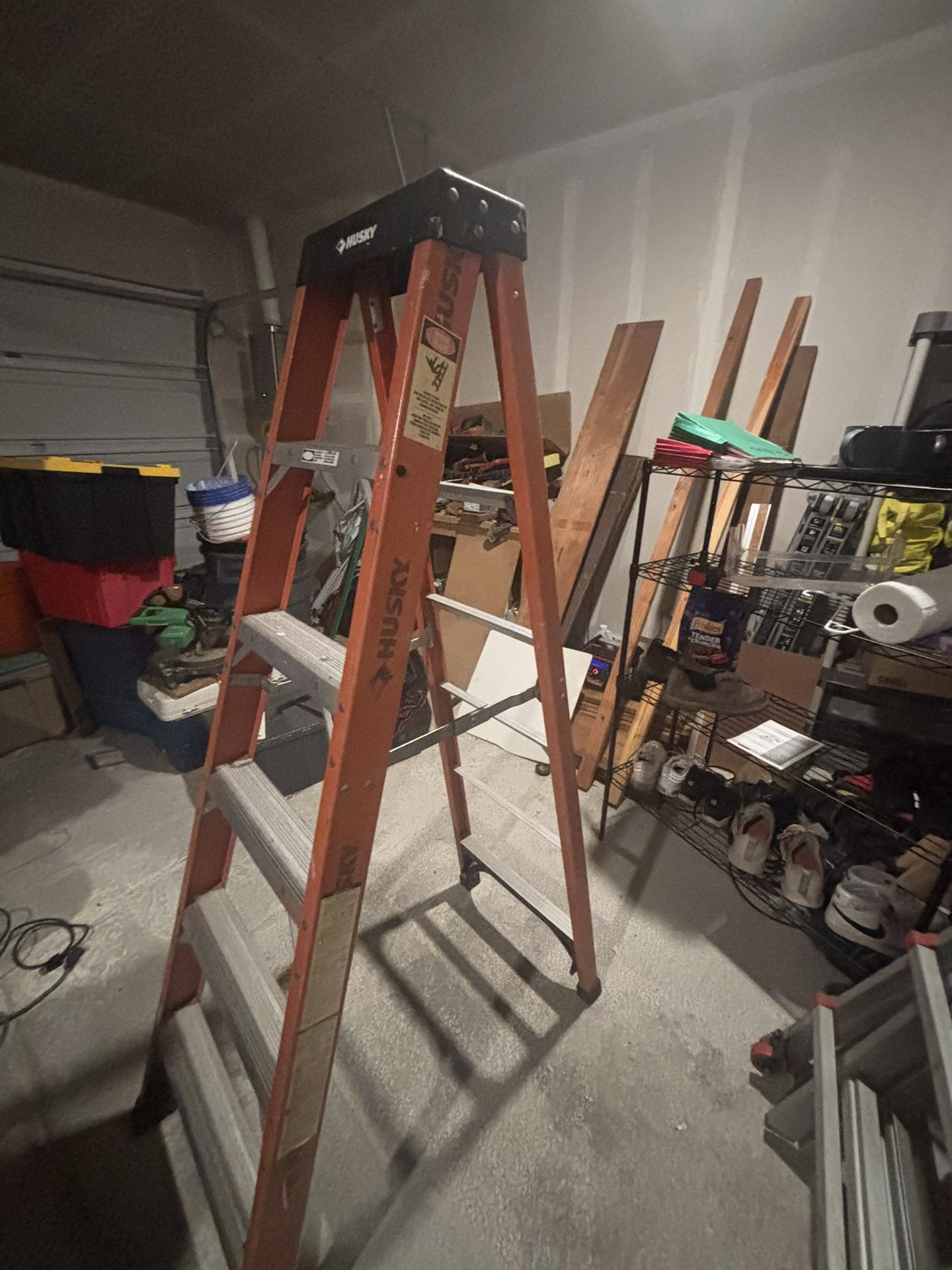 Husky 6ft Fiberglass Ladder