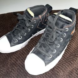 Boys converse 