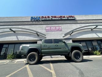 Toyota Tacoma Wheels Tires Leveling & Lift Kits Accessories intakes Side Stows Bed Covers Air-bag Kits Installations. (WE Finance