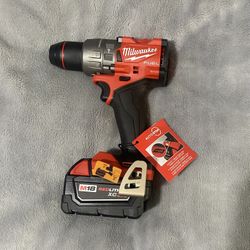 Milwaukee M18 FUEL 18V Lithium-Ion Brushless Cordless 1/2” Hammer Drill With 3.0ah Battery 