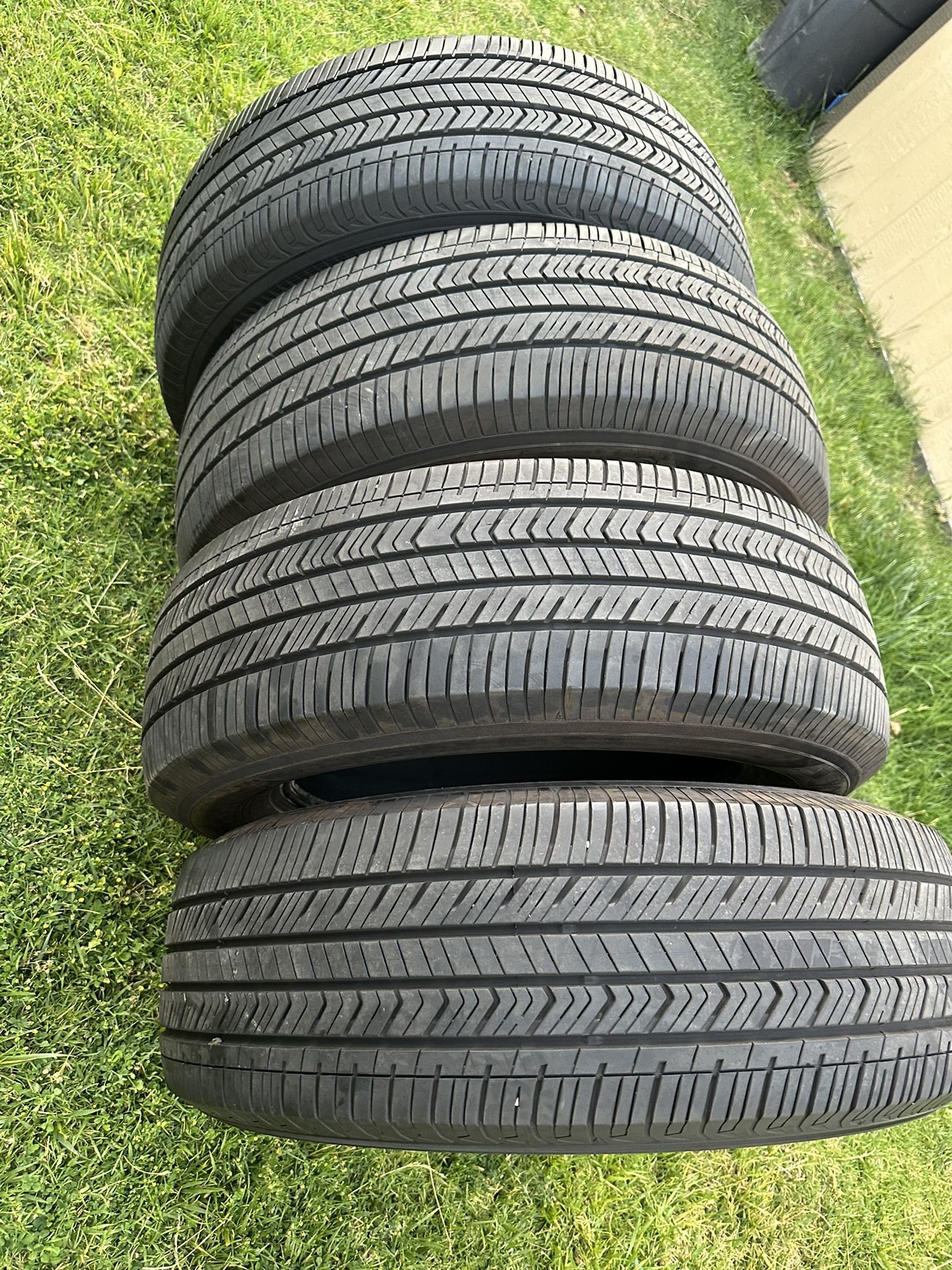 P265-60-R20” Yokohama Geolandar Tires