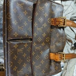 Auth Louis Vuitton 