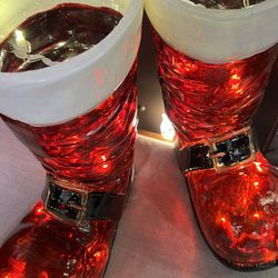 Xmas Home Decor - Illuminated Santa Boots with Buckle