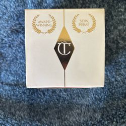 NEW In Box Charlotte Tillbury Magic cream 1.6 oz