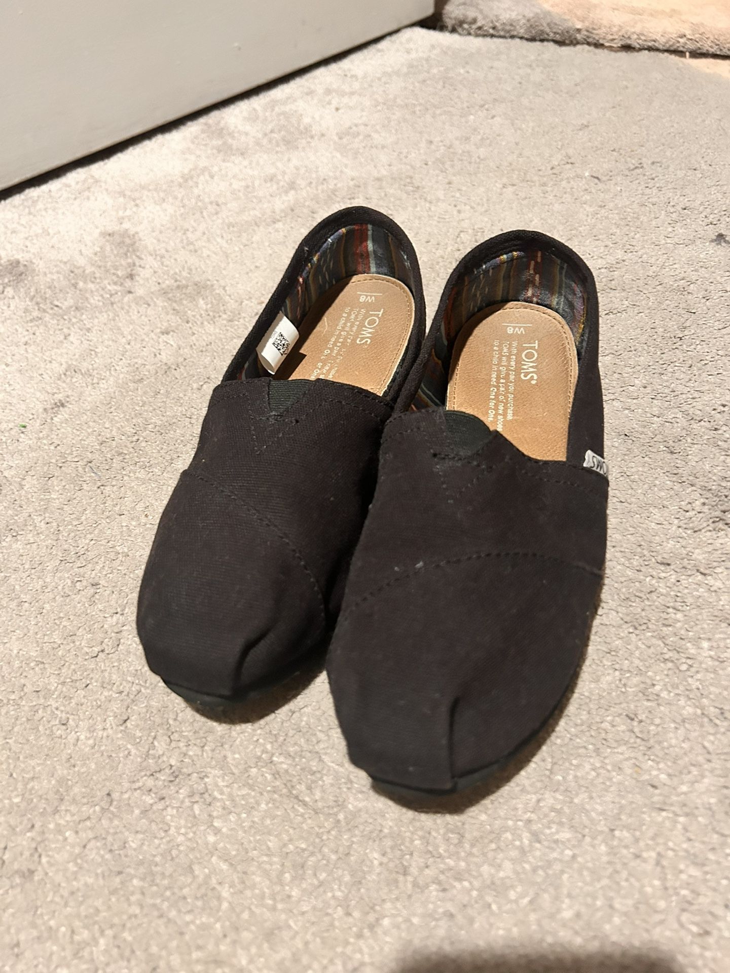 Toms Black Size 8