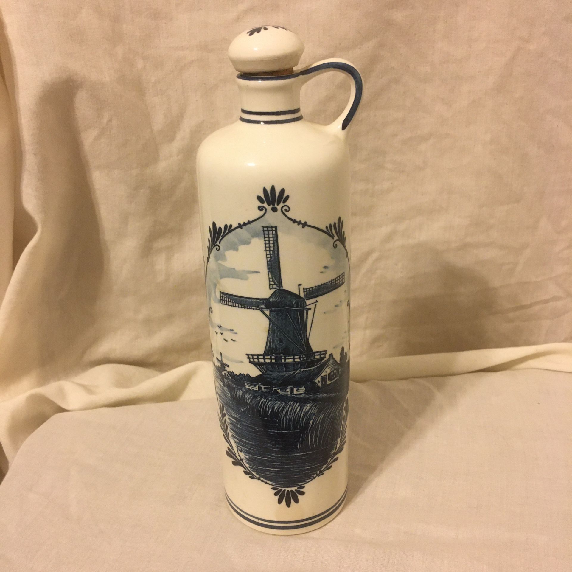 Delft Blue BOLS Cherry Brandy Decanter