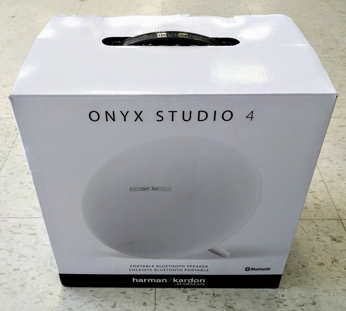 Harman Kardon Onyx Studio 4 Wireless Bluetooth Speaker White for