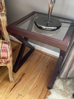 Glass top Z-Leg End Table