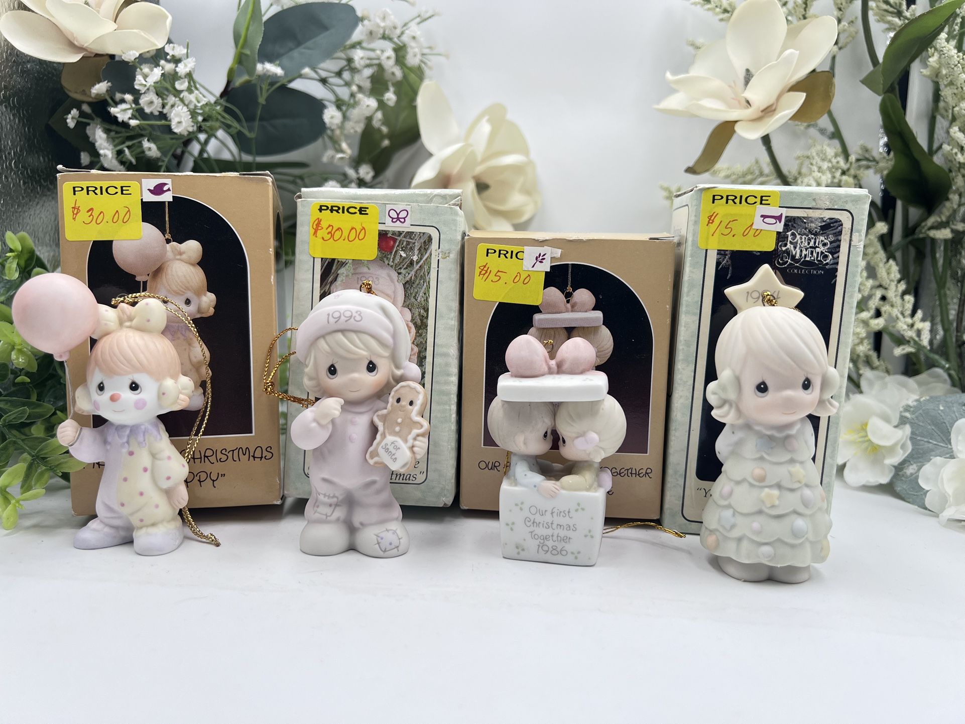 P48 Precious Moments Lot of 4 Christmas Ornaments Perfect Condition With Boxes