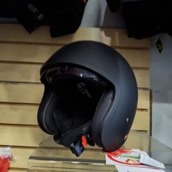 LS2 motorcycle helmet size XL new in a box  DOT approved