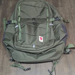 Fjall Raven 20L Backpack 