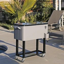 80 Quart Qt Rolling Cooler Ice Chest for Outdoor Patio Deck Party $120