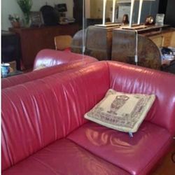 Beautiful Red Leather Sectional Sofa 