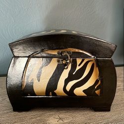 Decorative zebra box