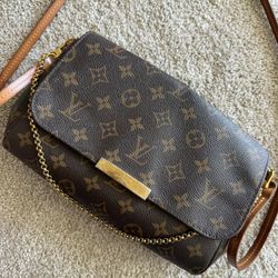 Louis Vuitton crossbody Bag