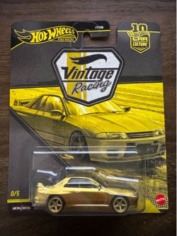 Hot Wheels Vintage Racing Nissan Skyline GT-R (BNR32)