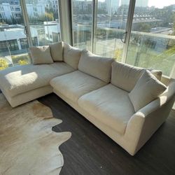 Feathers Sectional Sofa 