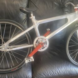 Technique  Kids, Racing Bike, All Aluminum And Carbon Fiber.