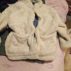 Sweater Size 2/3 Years
