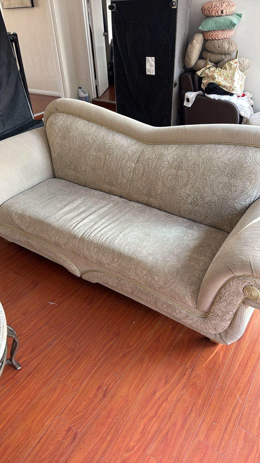 Antique Couch And Chair! Super Clean
