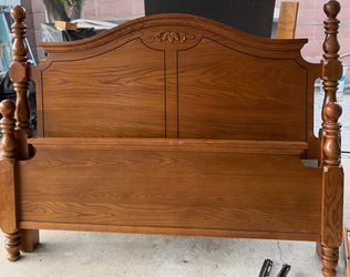 Vintage wood full size frame bed