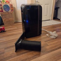 Good Condition Toshiba Portable Air Conditioning