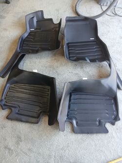 2022 N8SSAN LEAF FLOOR MATS