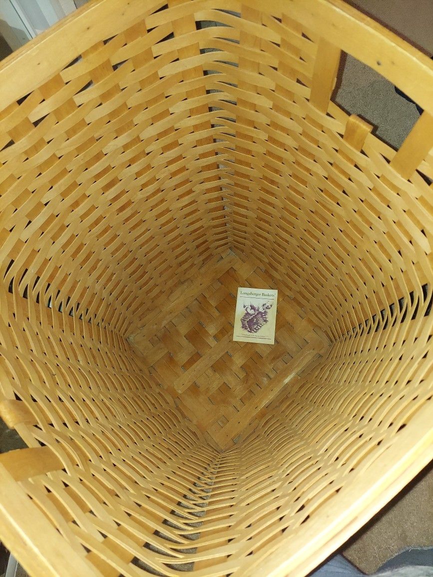 Longaberger Laundry Basket for Sale in Palmdale, CA OfferUp