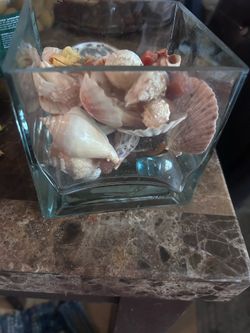 Glass container