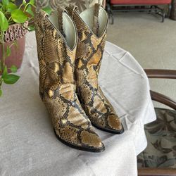Women’s Boots 