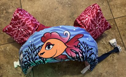 Speedo Children’s Life Vest / Floaty - Level 70 Buoyancy Aid - Pink - Retails For $24.00 But Yours Today For 50%+ OFF!!