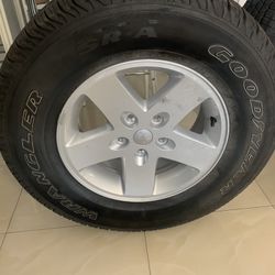 Jeep Wheel 