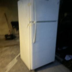Free Gas Stove And Fridge I’m Renew 