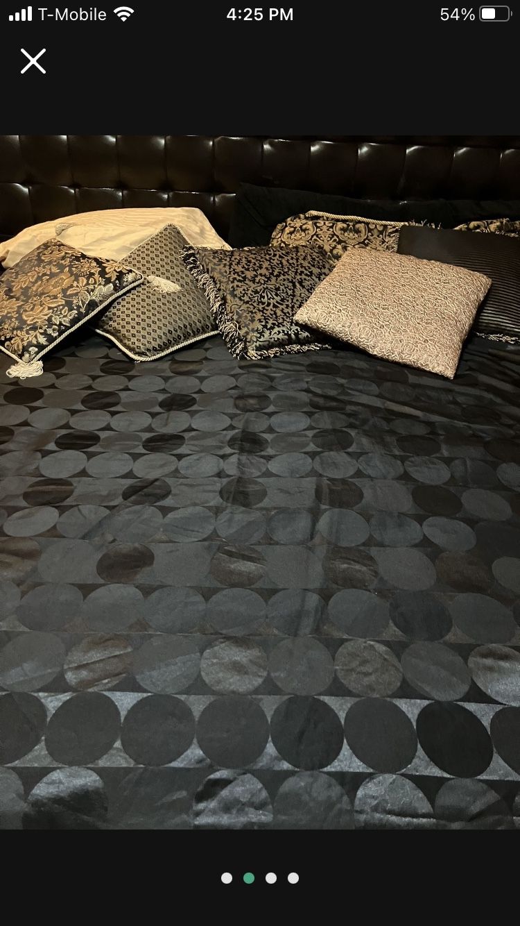 Set Of 5 Decorative Show Pillows