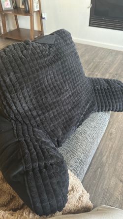 Couch recliner pillow