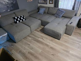 Large Gray 5pc Fabric Sectional Sofa with Chaise